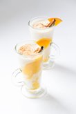 Stimulating cinnamon-orange smoothie